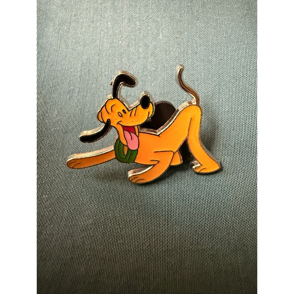 Disney Trading Pin, Pluto, Disney Parks, 2020